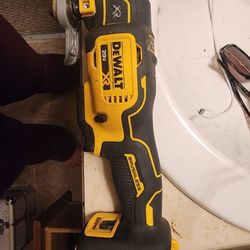 DeWalt Oscillating Multi-tool