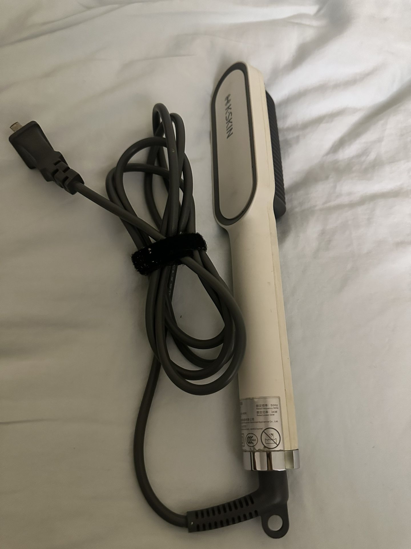 Hair straightener