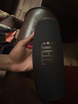 JBL Portable Bluetooth Speaker