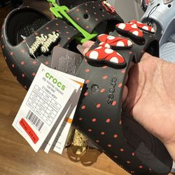Disney Minnie crocs