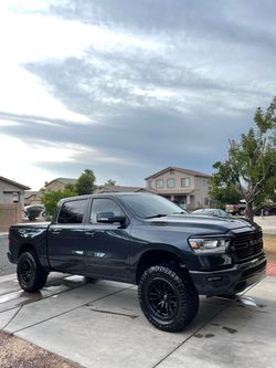Ram 1500 Crew Cab Pickup Truck