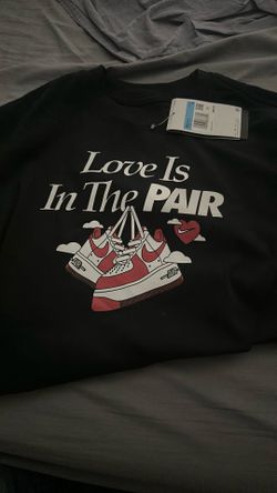 Women’s Nike Valentines T Shirt