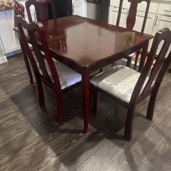 Kitchen Table With 4 Chairs 