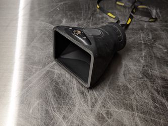 
Hoodman HOH32
HoodLoupe Optical Viewfinder for 3.2" LCD Displays