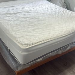 California king Bed + Frame