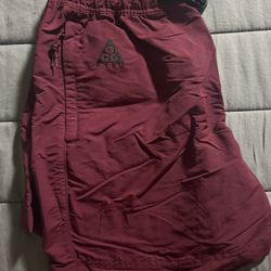 Nike ACG Woven Shorts CU8891-638 Trail Burgundy Maroon Belted Men’s XS