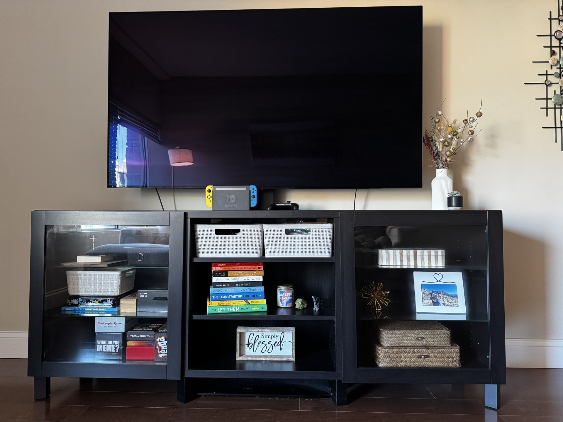 TV Station With Storage Gabinets