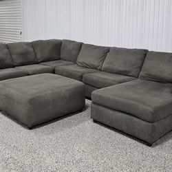 Sectional Couch With Ottoman Gray Color 