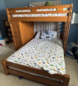 Twin Over Full Bunkbed 
