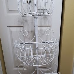 Hanging Metal Plant Holder 