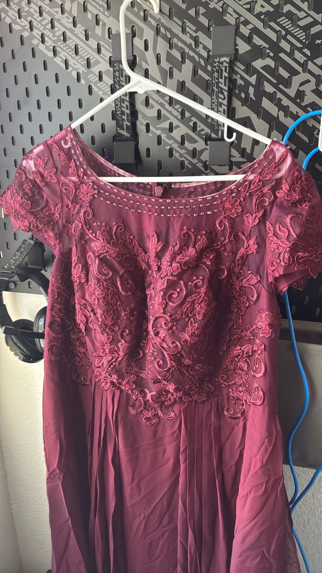 american apparel burgundy dress UNDRESS OLIVIA GRAPE PURPLE MIDI BODYCON DRESS main image 0