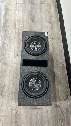 12 inch pioneer subs (3160)