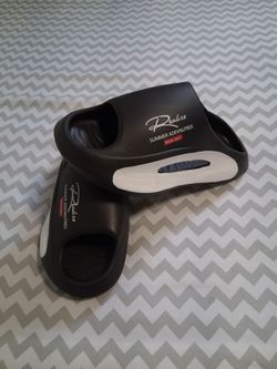 New Slippers for Men's & Women's Size 10.5 / 11