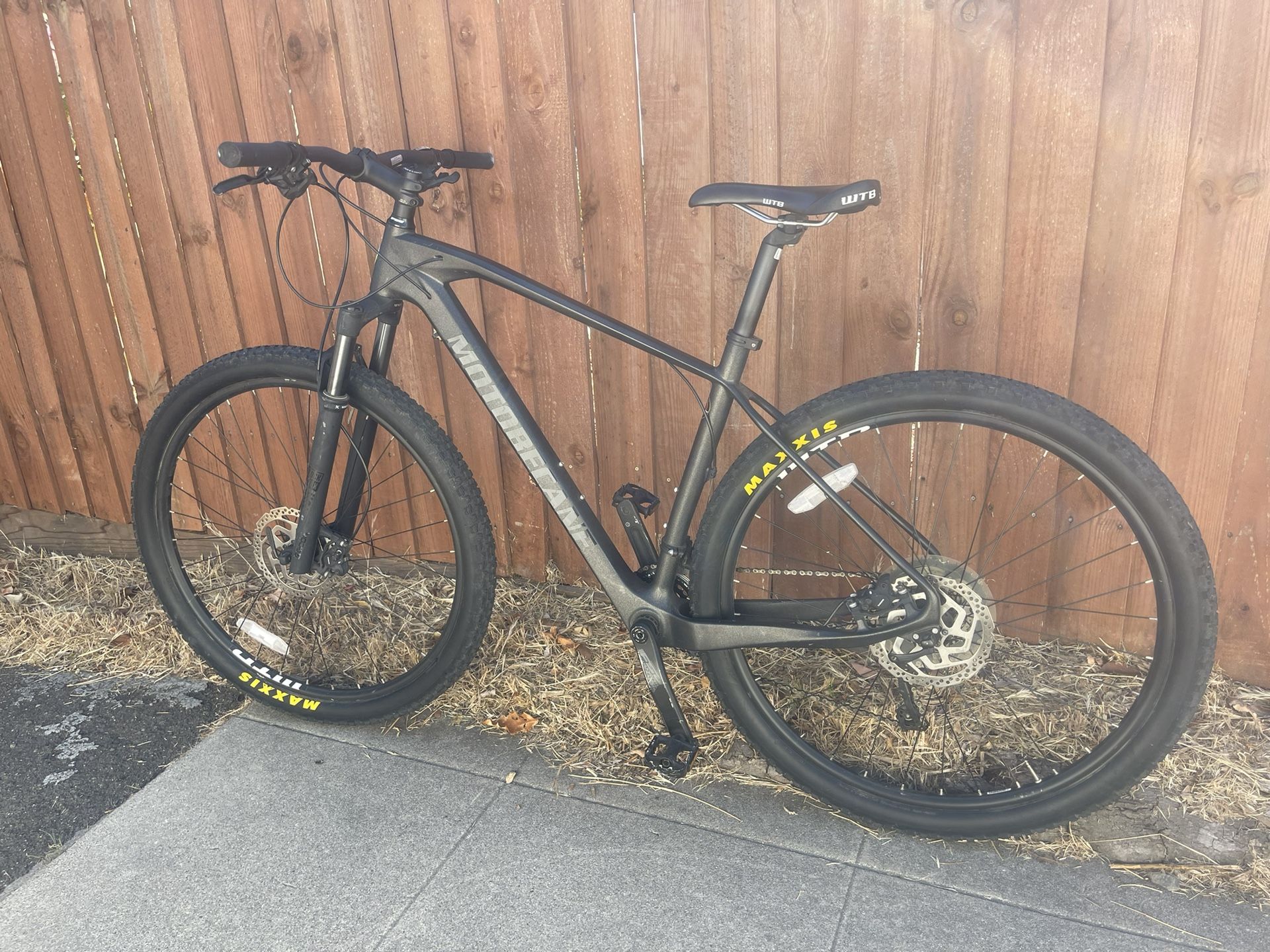 Motobecane Full Carbon 29er Mountain Bike - RockShox Recon / Shimano Deore 1x12 - Large - Great Condition!