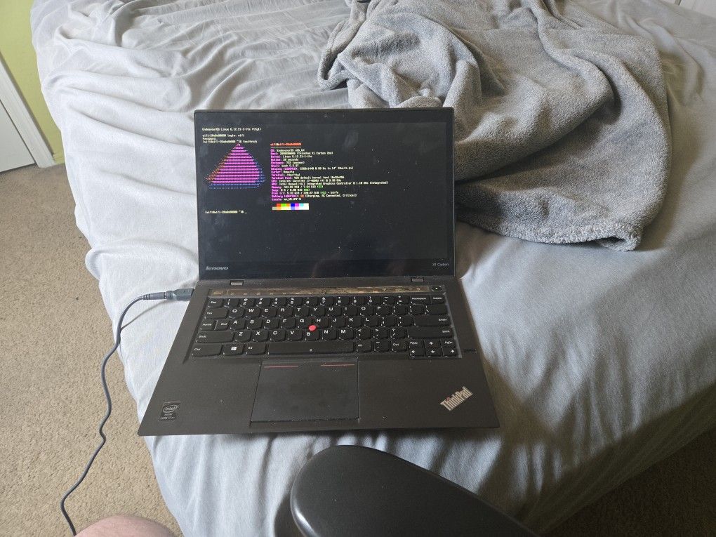 Thinkpad X1 Carbon 2nd Gen *CHARGER NOT INCLUDED*