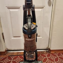 Eureka Floor Rover Elite Upright Vacuum Cleaner