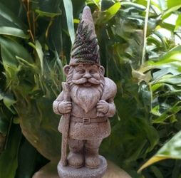 BRAND NEW!  12.5" Garden Gnome W Fern Decor  | SHIPPING IS AVAILABLE