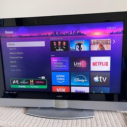42" Vizio HDTV – Clean & Functional