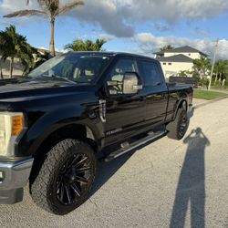 2017 Ford 250 6.7 Liter Power Stroke Engine 