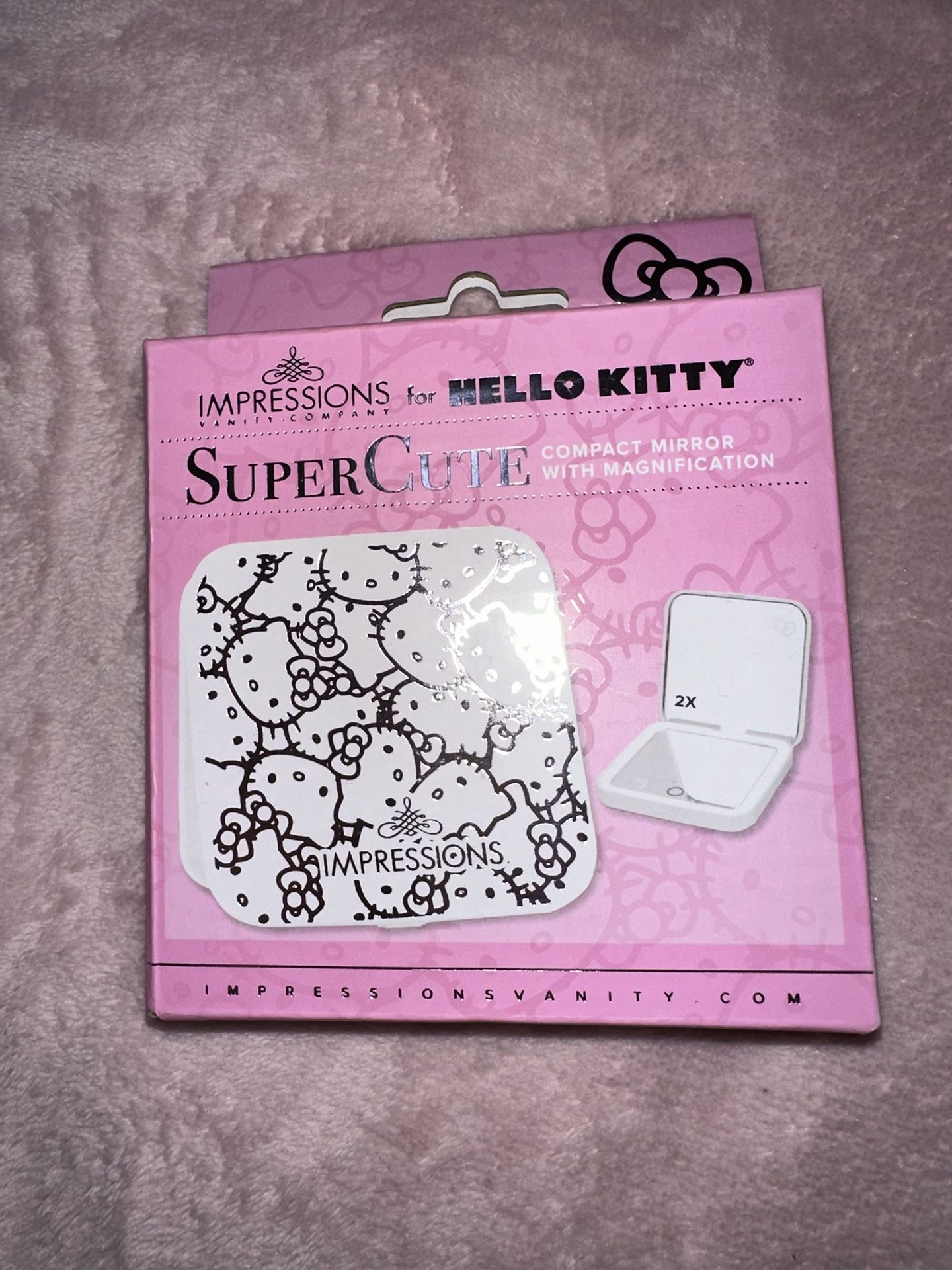 Hello Kitty Compact Mirror With Magnification 