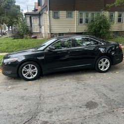 2013 Ford Taurus