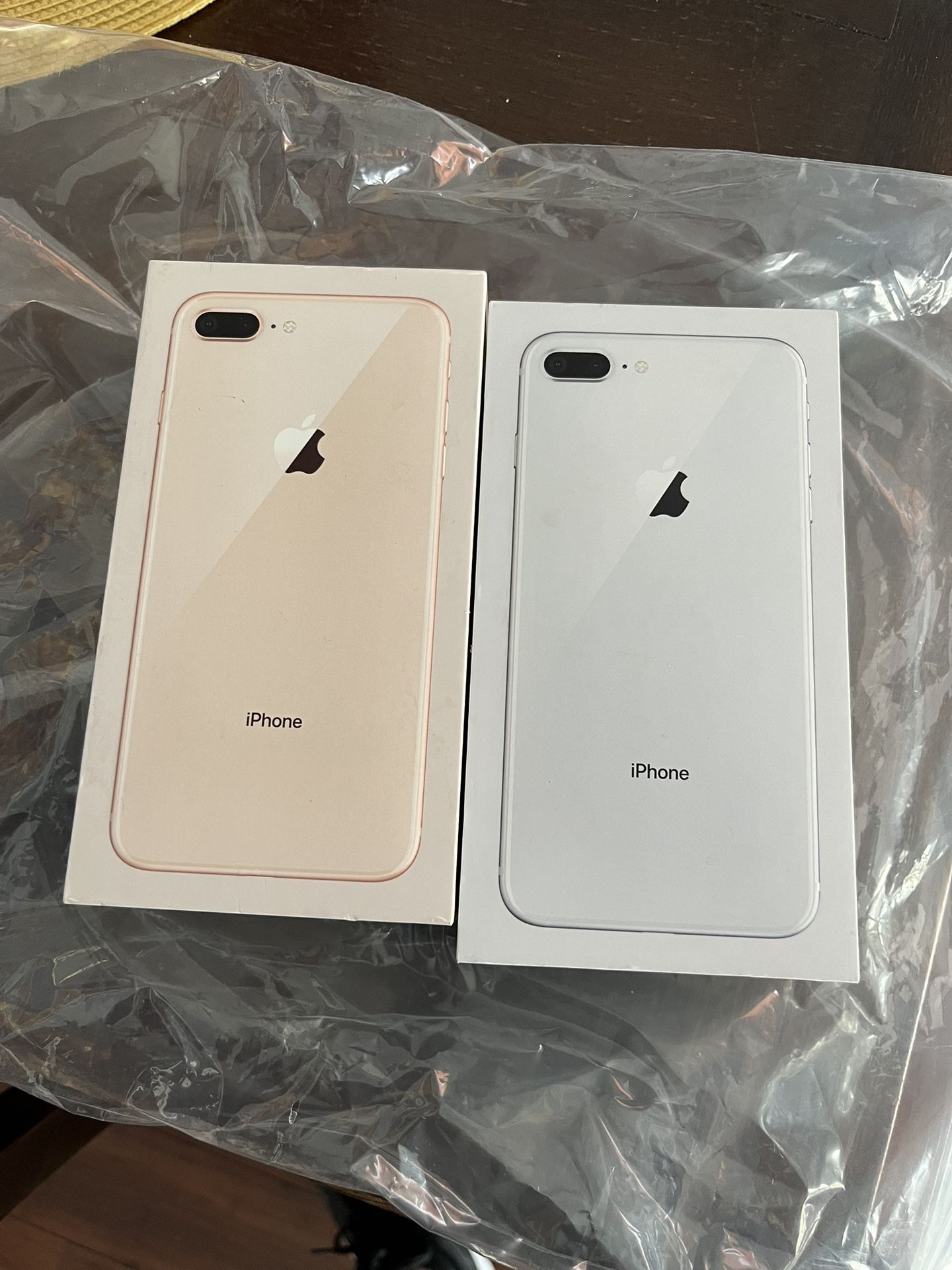 IPHONE 8 Plus Boxes
