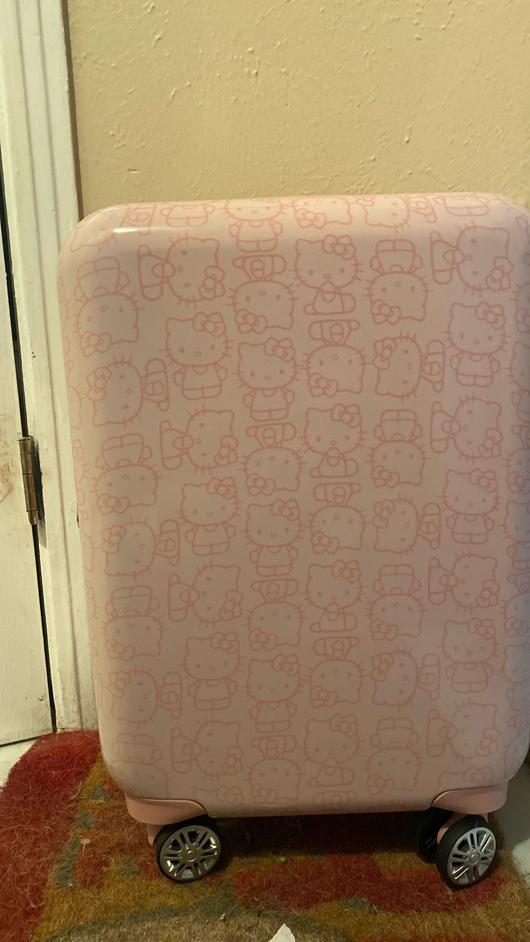 Hello Kitty Suitcase 