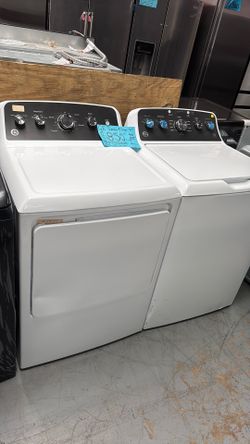 GE WASHER AND DRYER SET
