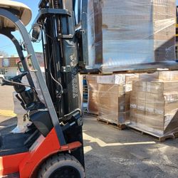 Mobile Forklift Operator