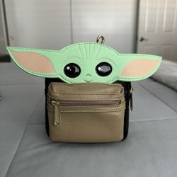 Grogu/Baby Yoda Loungefly Wristlet