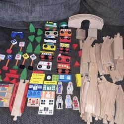Vntg Wood Train Lot