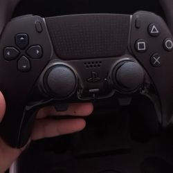 Black Ps5 Controller