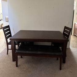 Dinning Table 