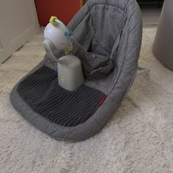 Skip hop floor Seat
