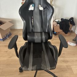 Gaming chair