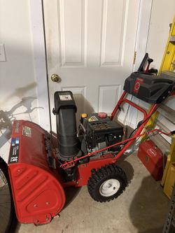 Troy-Bilt Snowblower, Storm 2410