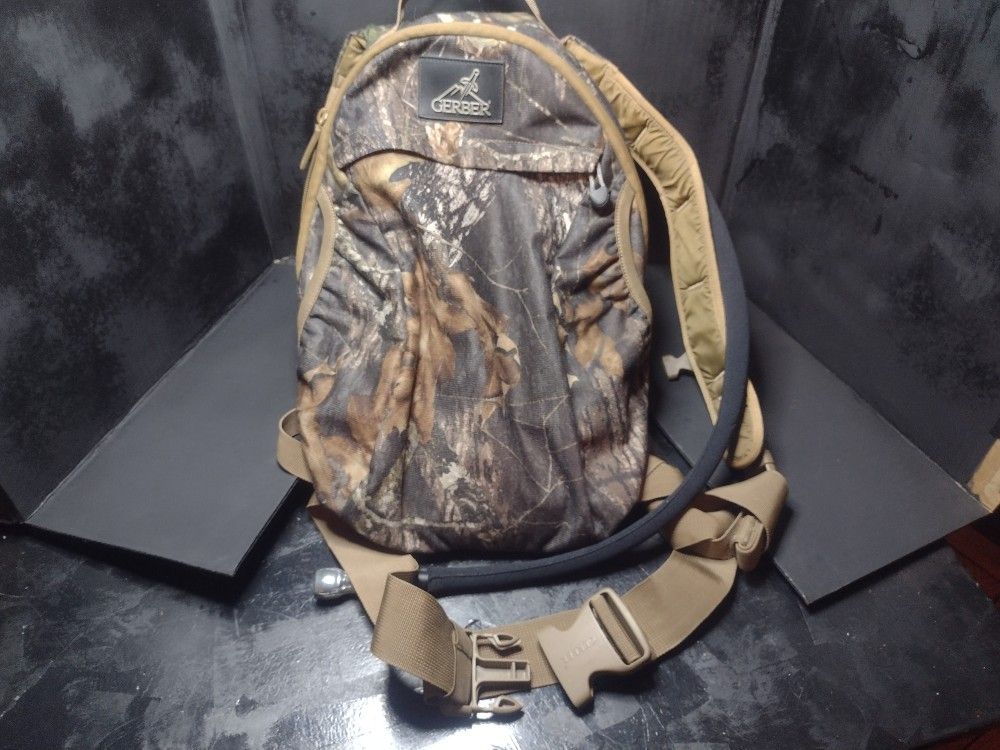 Gerber Hydration Back Pack/Ruck Sack 2.5L