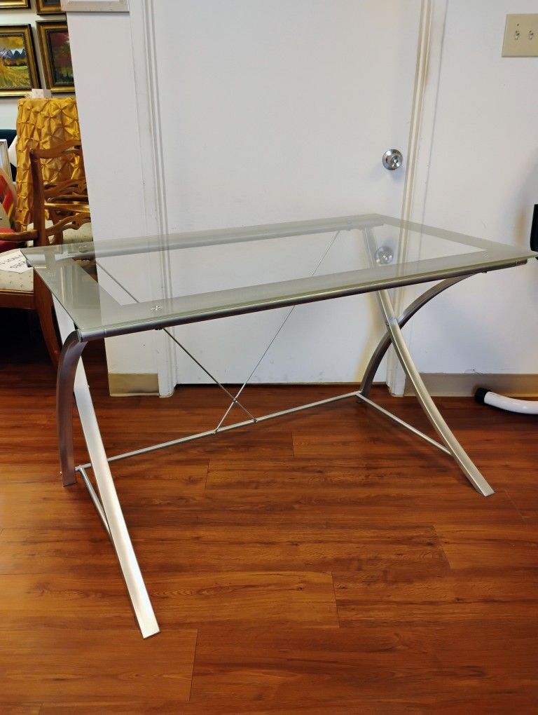 Glass Top Metal Frame Desk 