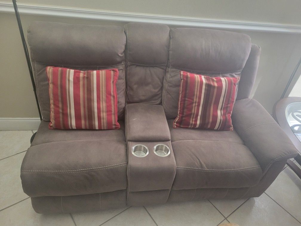 Sofá Reclinable (Lado Izquierdo)