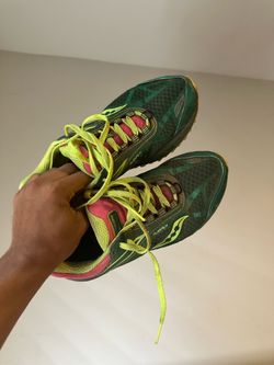 Women’s shoes size 8.5