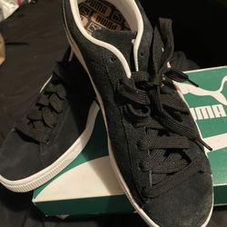 Puma Tennis Shoe