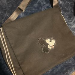 PIN MESSENGER BAG 