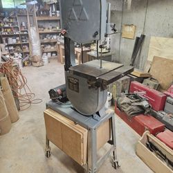 Delta 14" Band Saw w/base, wheels, custom box 