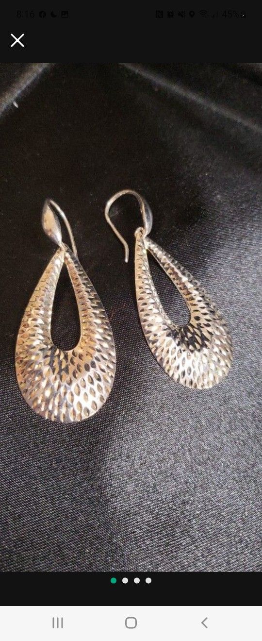 Sterling Silver Diamond Cut Drop Earrings