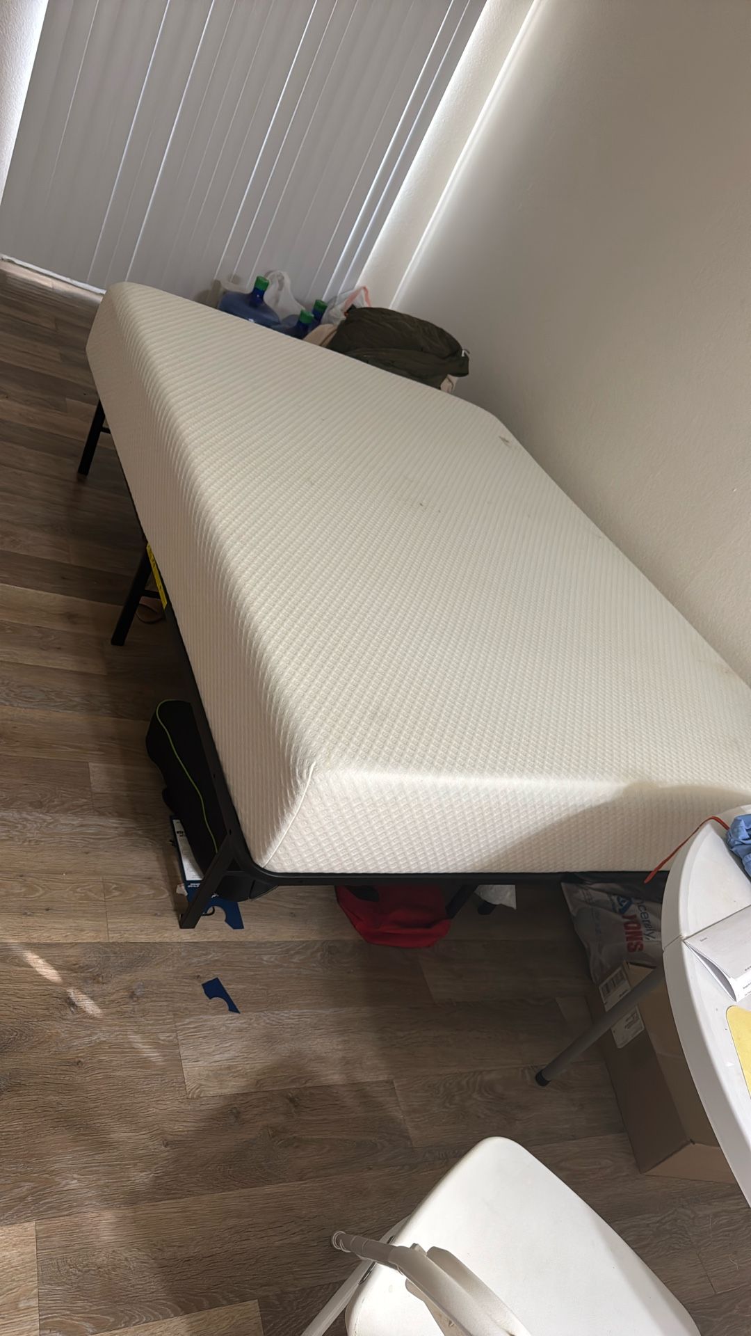 Queen Bed Frame And Mattress