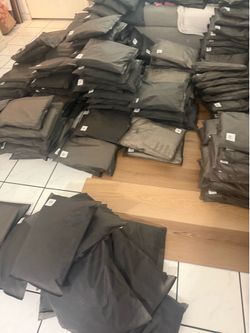 WHOLESALE ESSENTIAL HOODIES/SWEATS