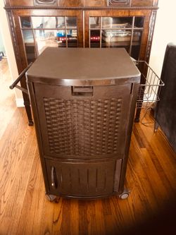 Suncast 77quart Resin Wicker cooler with cabinet