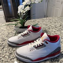 Jordan Retro 3  cardinal