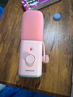 Pink microphone