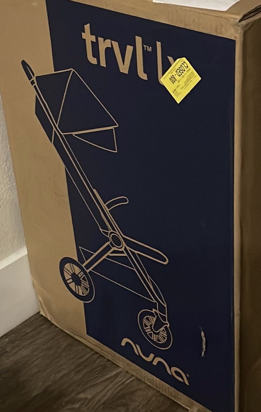 NUNA STROLLER